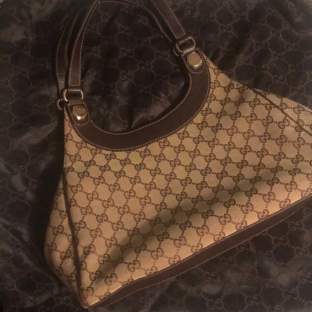 Gucci Medium Hobo Purse